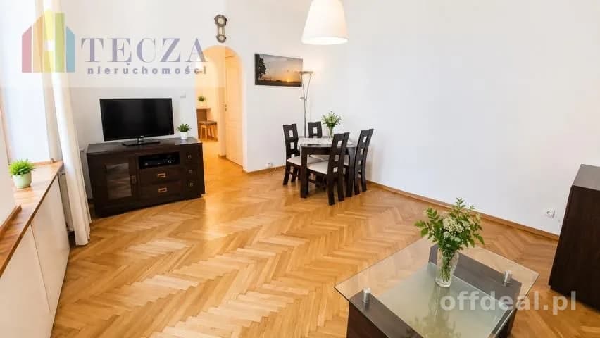 квартира на продаж у Warszawa, Śródmieście, Ujazdów | 2-кімн. | 41,44 m²