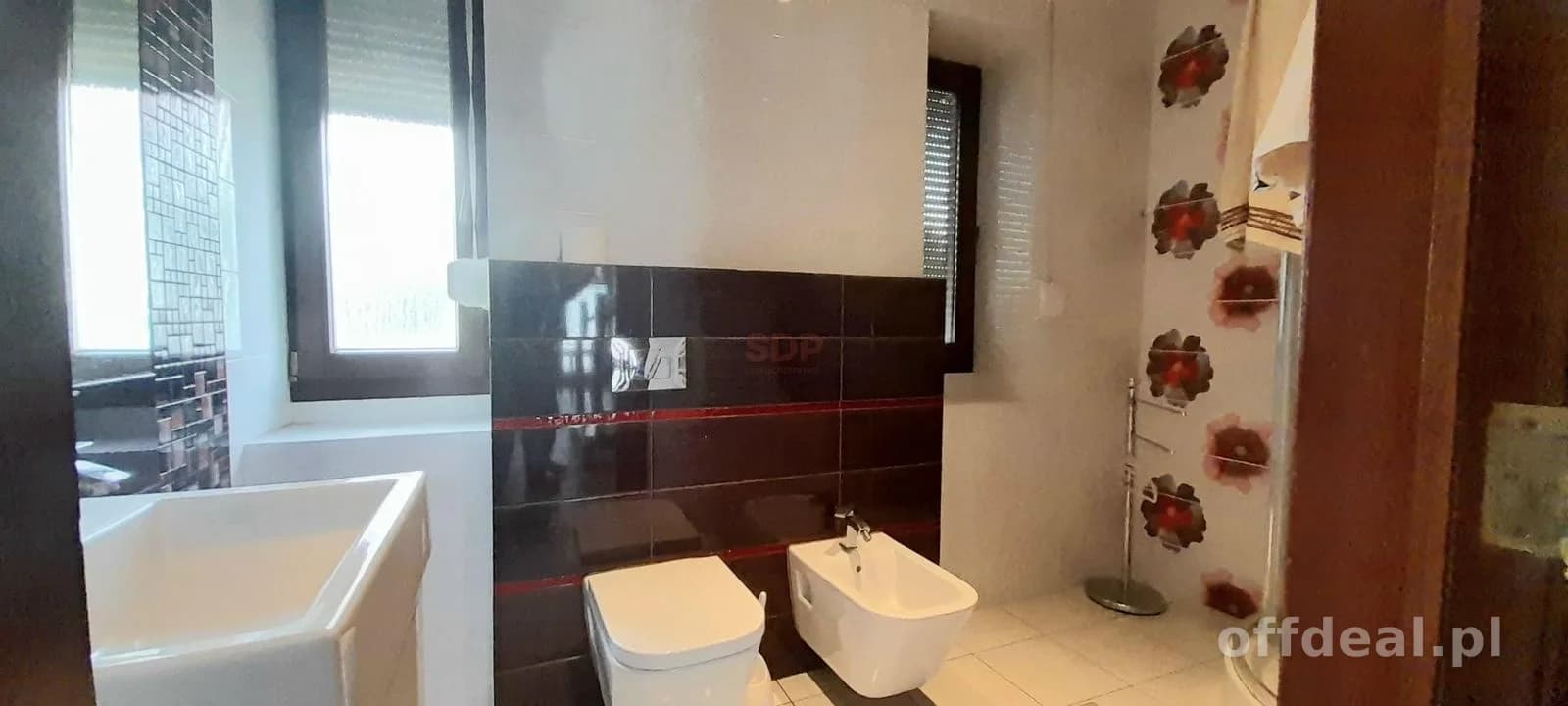 Współczesny dom 279m2+100m2 poddasze, garaż na 2-auta, ogród, taras