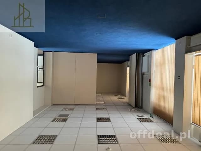 Gewerbeimmobilie zur Miete in Warszawa, Włochy, Okęcie | 447,12 m²