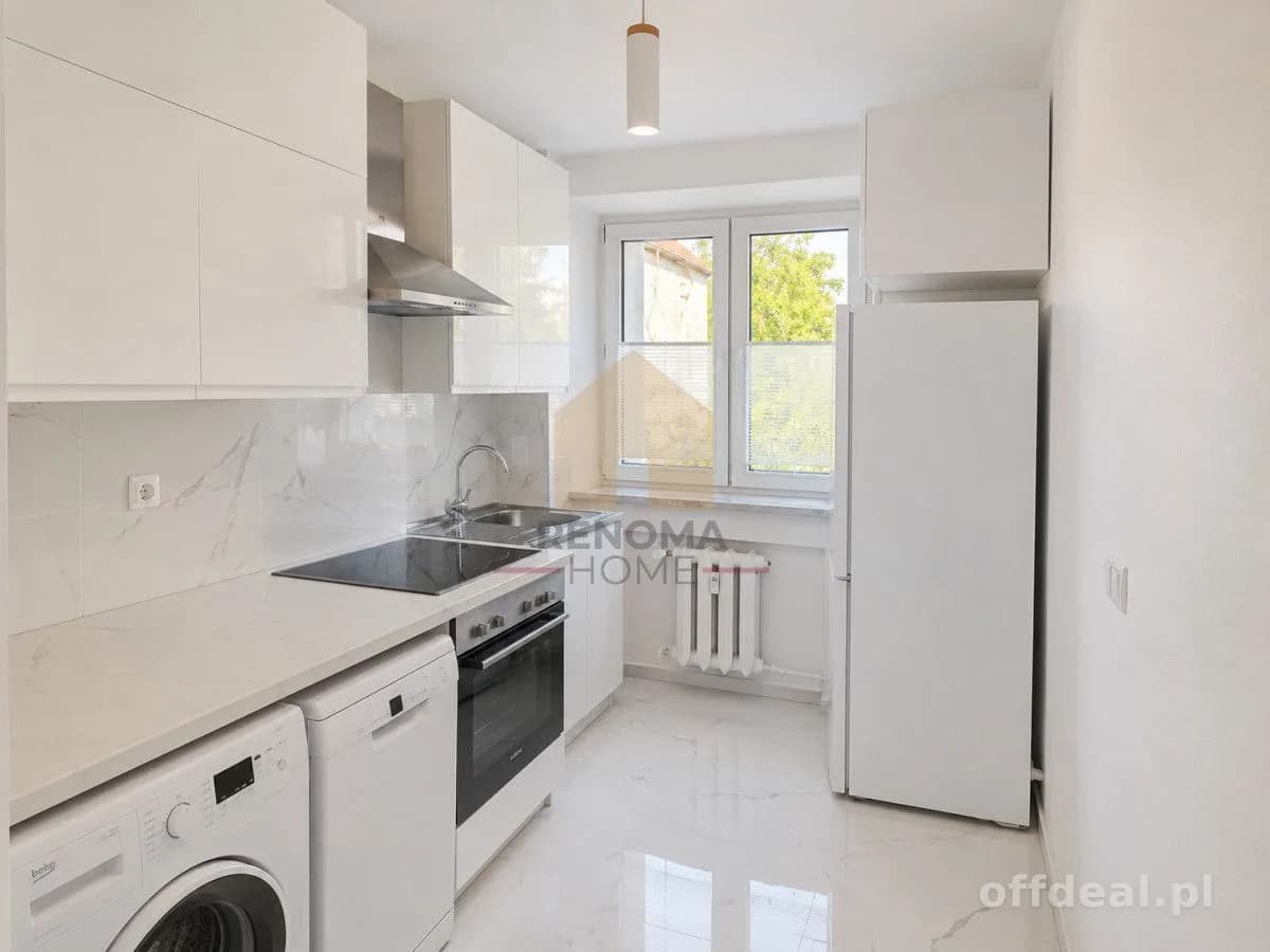 Zyty | 3 Pokoje | Po Remoncie | 1 Piętro | Centrum