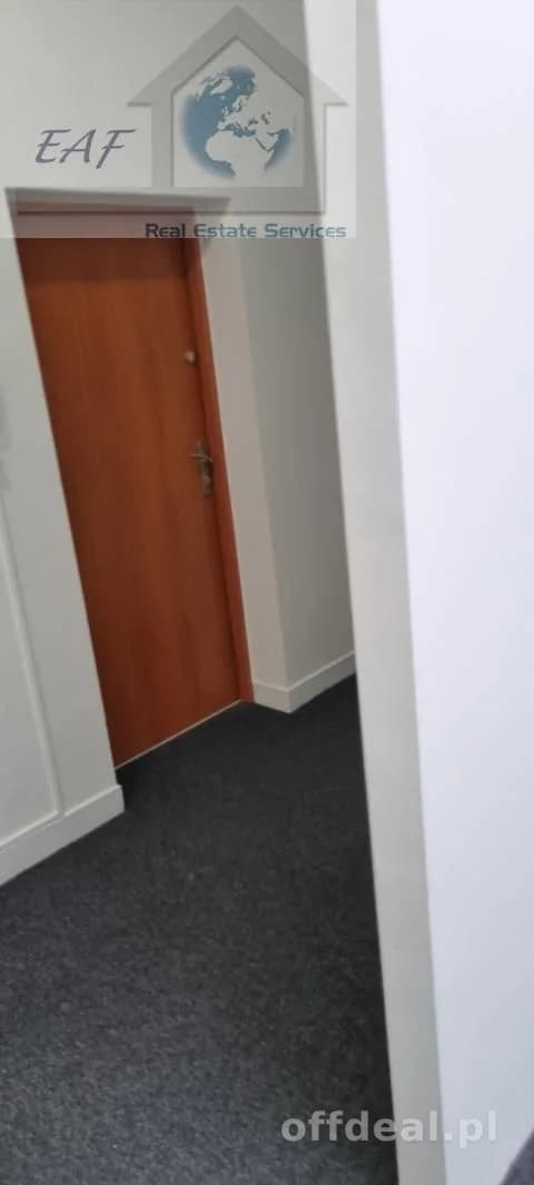 bien commercial à louer à Warszawa, Jelenin, Jelonki | 70 m²