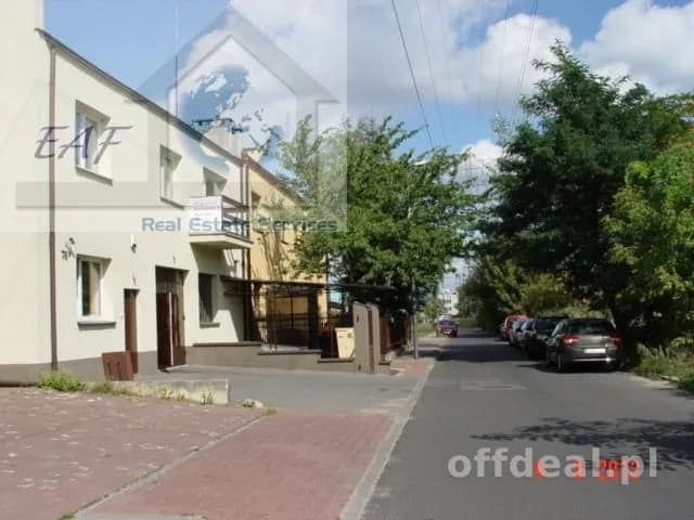 bien commercial à louer à Warszawa, Jelenin, Jelonki | 70 m²