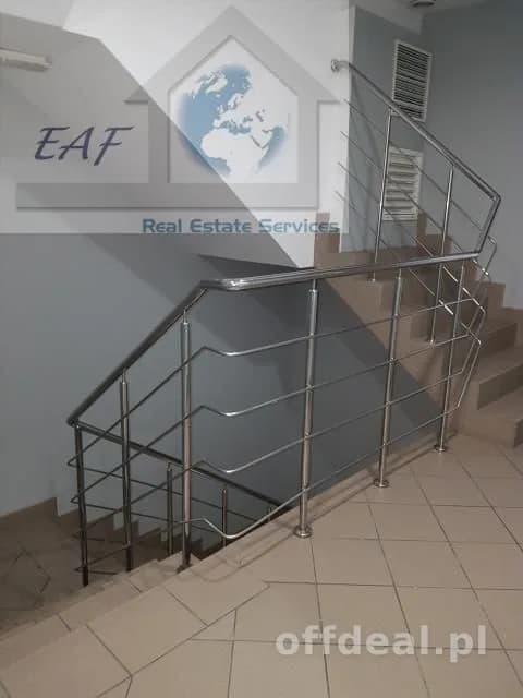 bien commercial à louer à Warszawa, Jelenin, Jelonki | 70 m²