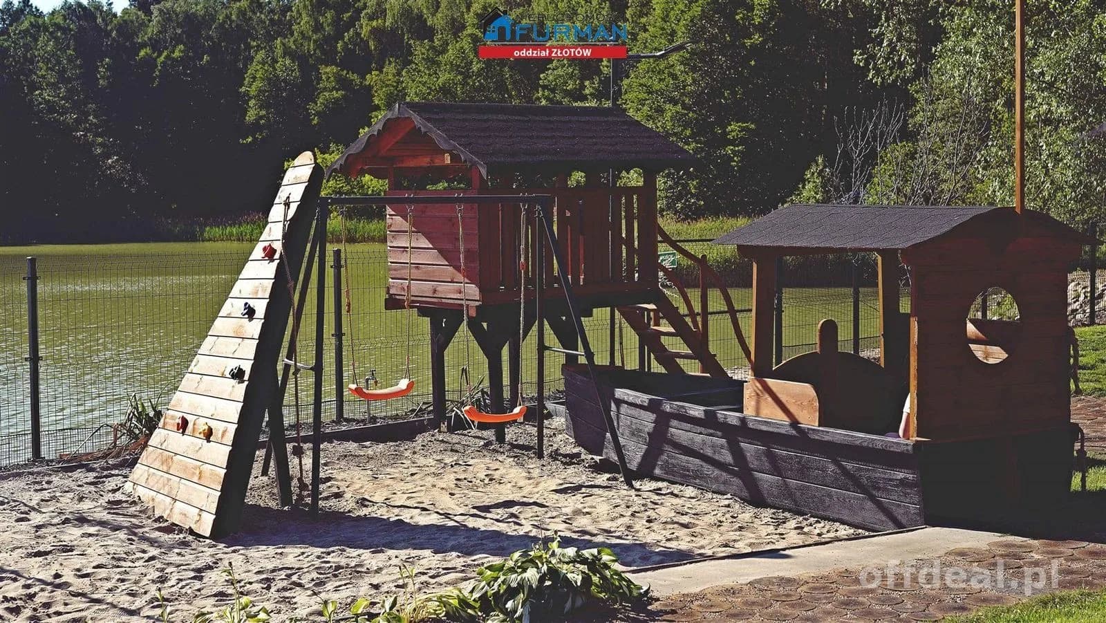 OŚRODEK NA SPRZEDAŻ NAD BRZEGIEM JEZIORA, WERSK