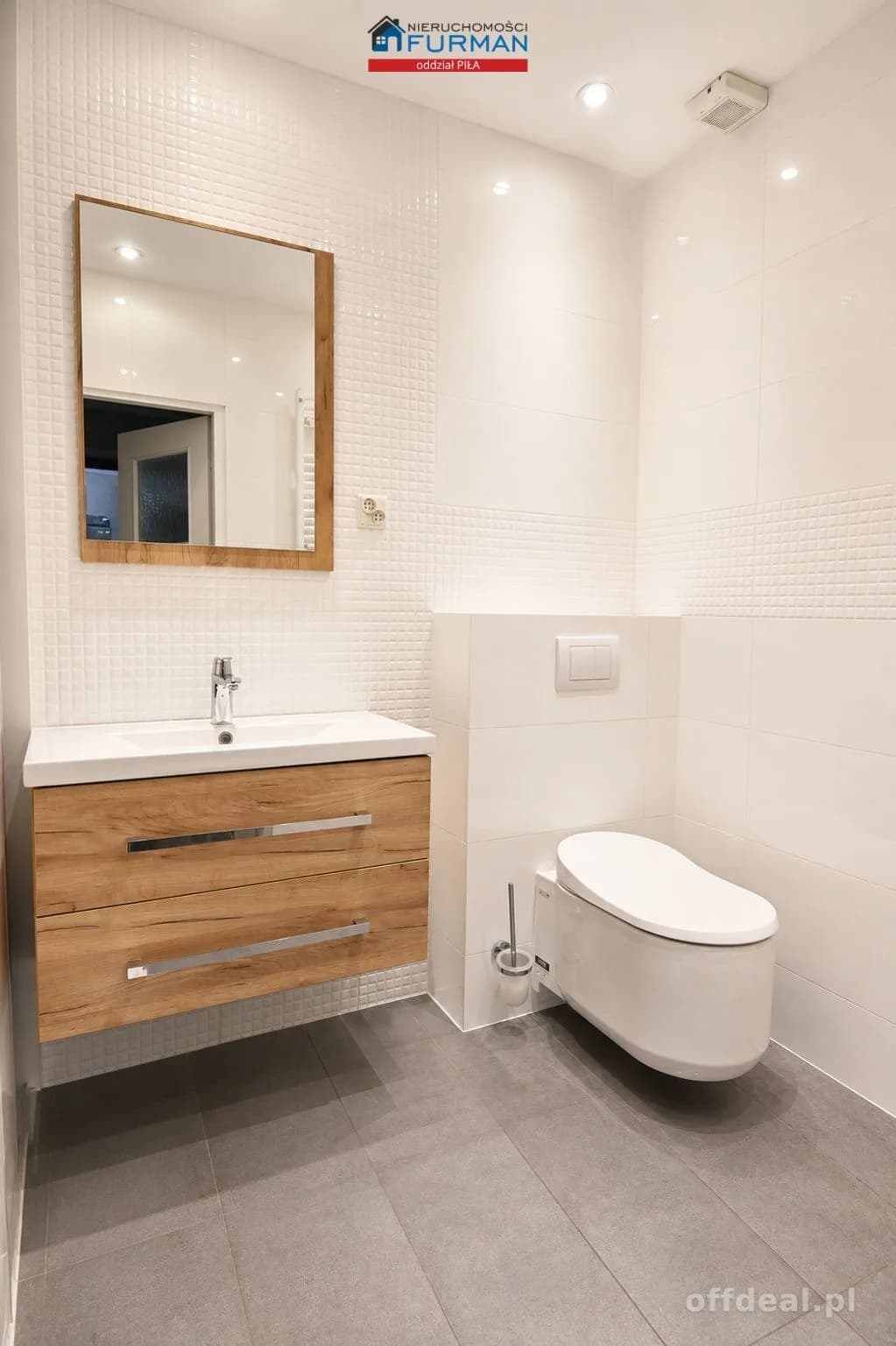 bien commercial à louer à Piła | 276,47 m²
