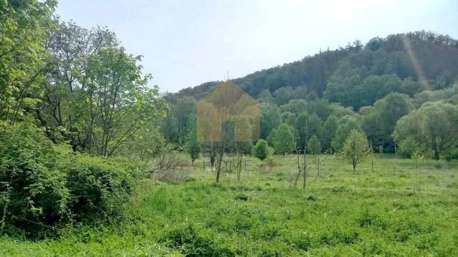 Duża działka w ładnym miejscu !