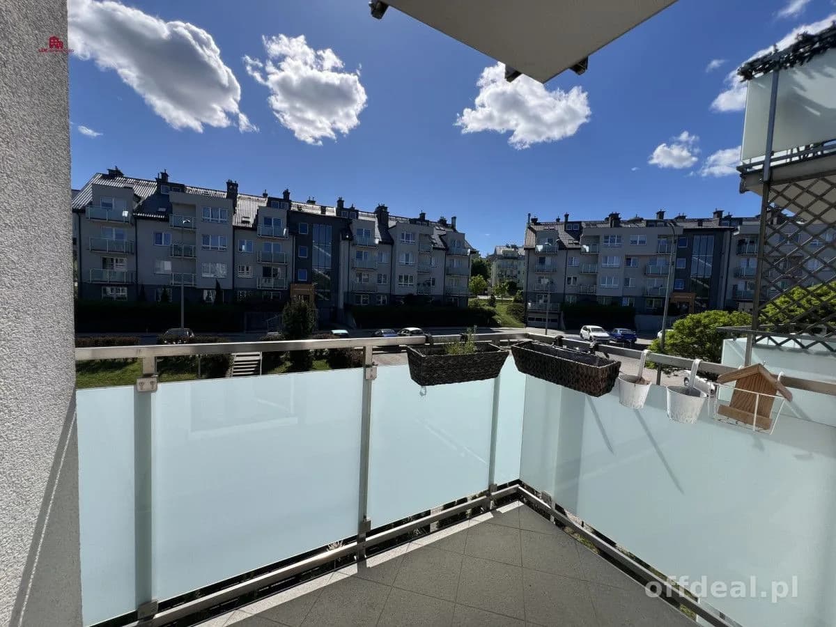 2 pokoje/47 m2/balkon/dwa miejsca w hali garażowej
