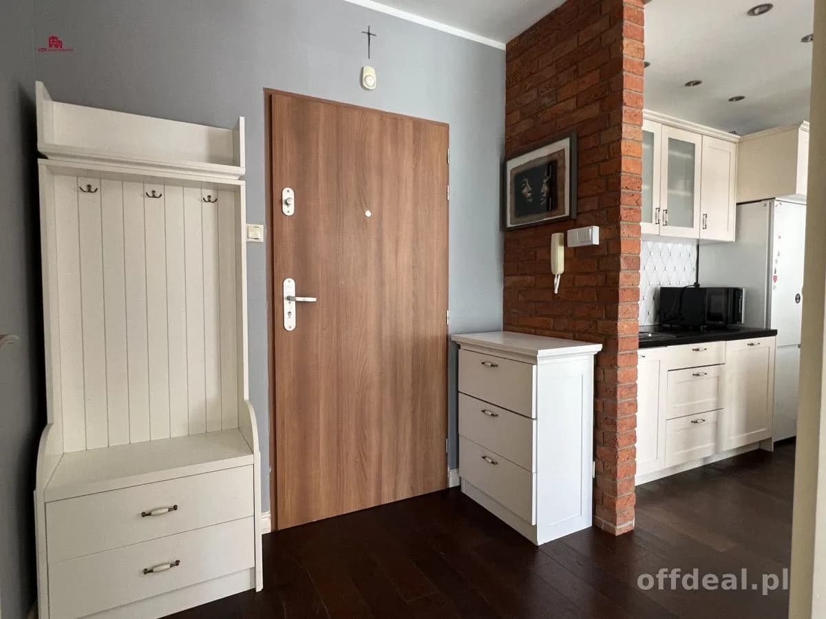 2 pokoje/47 m2/balkon/dwa miejsca w hali garażowej