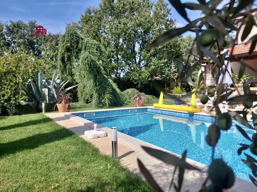 квартира на продаж у Vilanija | 6-кімн. | 230 m²