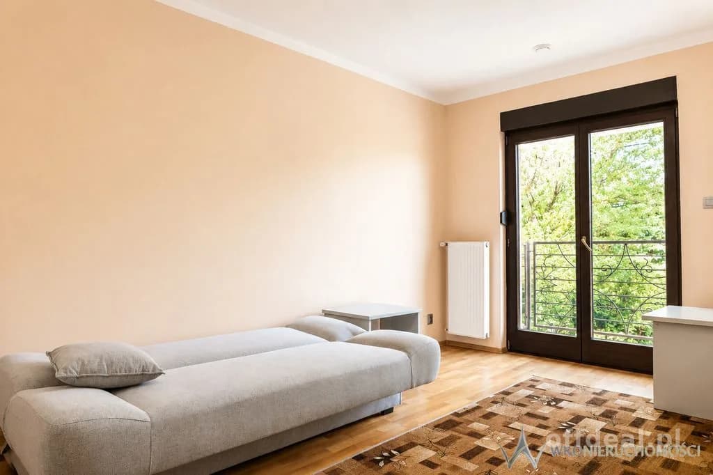 5-Zimmer Haus zur Miete in Bielany Wrocławskie | 180 m²