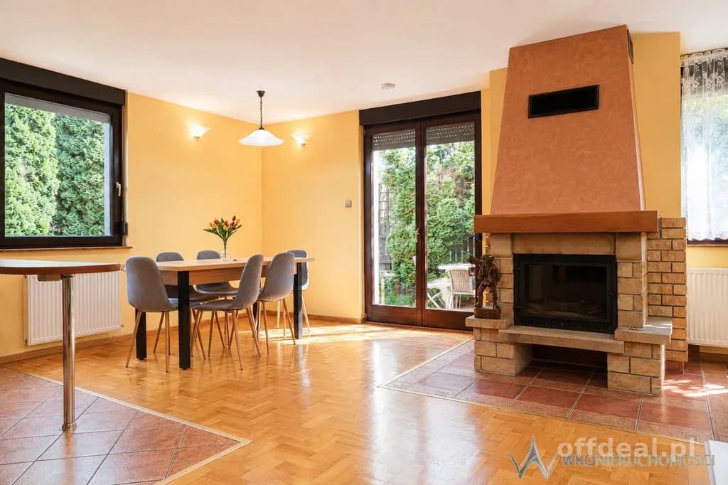 5-Zimmer Haus zur Miete in Bielany Wrocławskie | 180 m²