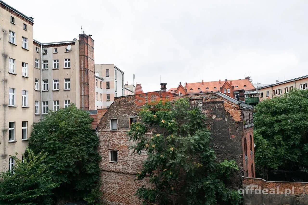 Przestronne 3 pokoje | Blisko Rynku | Możliwość 4. pokoju | Kamienica