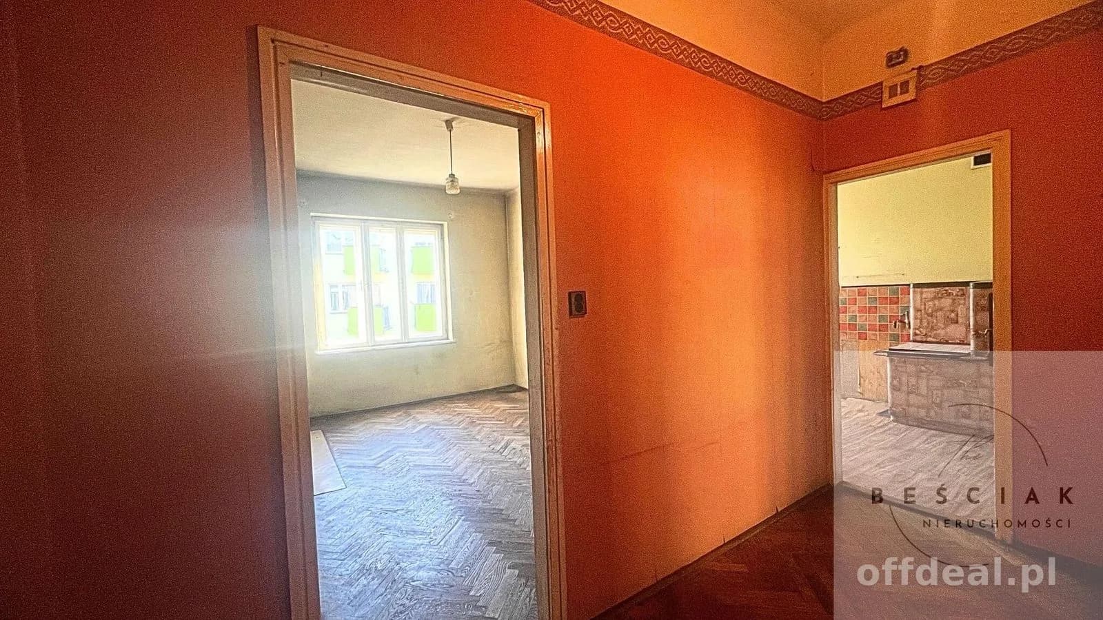 Na sprzedaż mieszkanie 98 m² – ul. Sowińskiego, Tarnów | 3 pokoje + kuchnia + służbówka