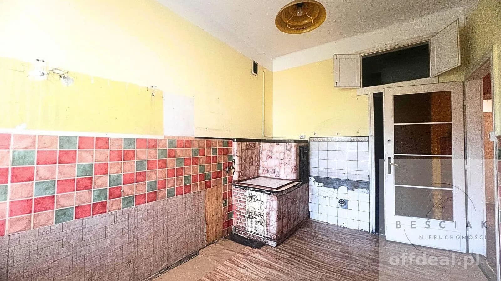 Na sprzedaż mieszkanie 98 m² – ul. Sowińskiego, Tarnów | 3 pokoje + kuchnia + służbówka