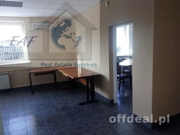 bien commercial à louer à Kobyłka | 145,88 m²