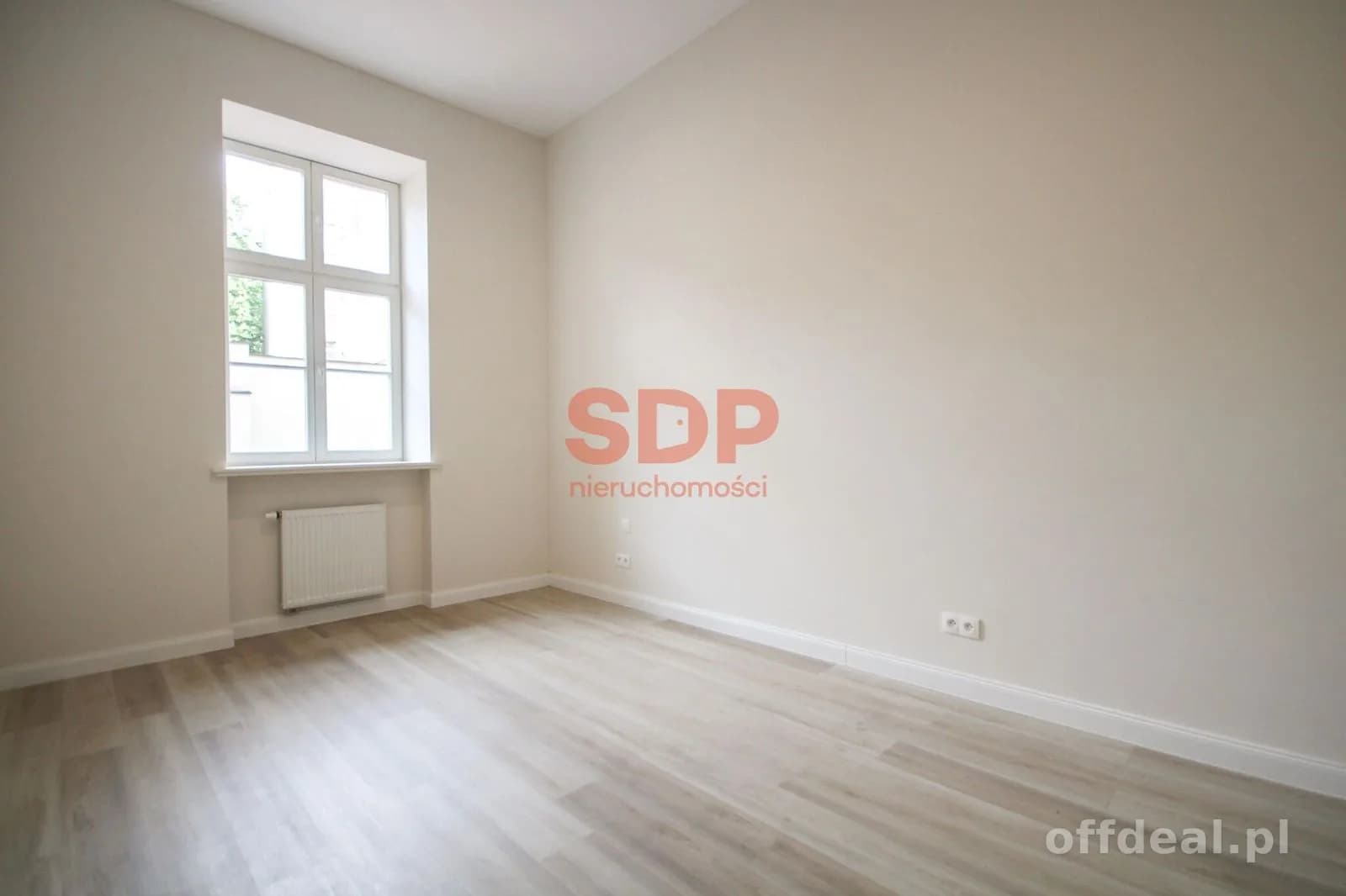 Dwupokojowe mieszkanie w dziedzińcu kamienicy | 56m2 | 2 pok | ENG