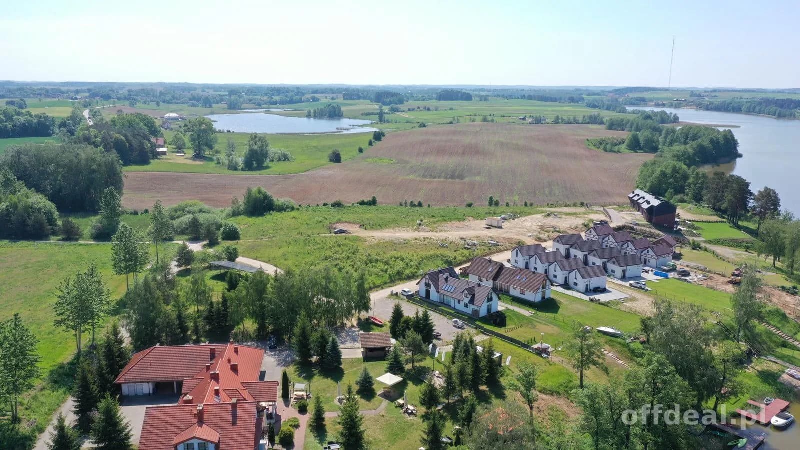 Działki bud w pobliżu jeziora Wojnowo