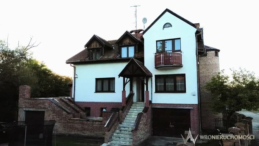 Dom 400 m² | 3 piętra | Działka 2315 m² | Widawa