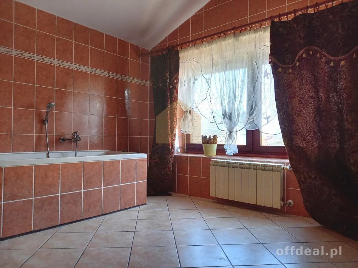 Zdjęcie 9: Dom, 5 pokoje, 229 m², Piława Górna