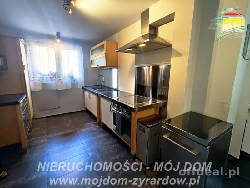 6-Zimmer Haus zum Verkauf in Żyrardów | 200 m²