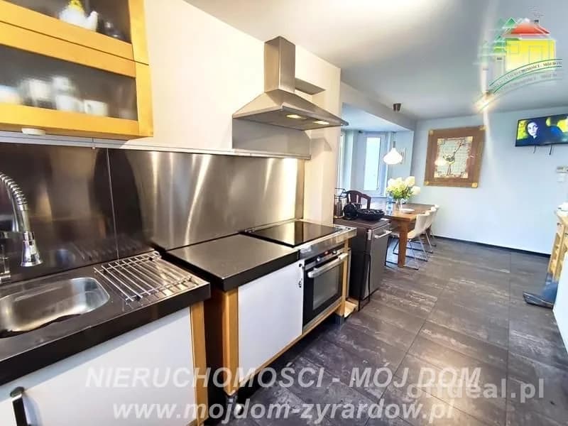6-Zimmer Haus zum Verkauf in Żyrardów | 200 m²