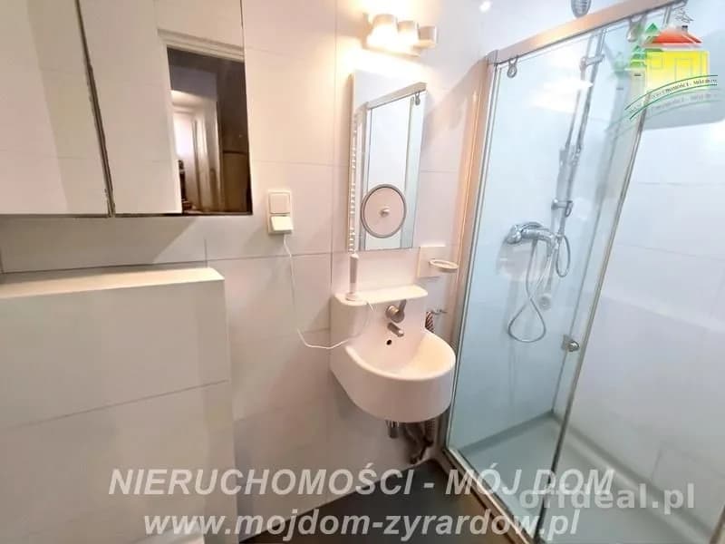 6-Zimmer Haus zum Verkauf in Żyrardów | 200 m²