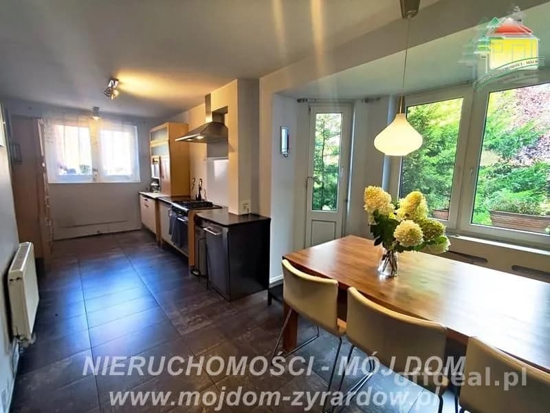 6-Zimmer Haus zum Verkauf in Żyrardów | 200 m²