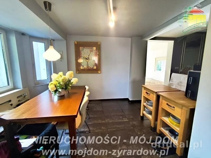 6-Zimmer Haus zum Verkauf in Żyrardów | 200 m²