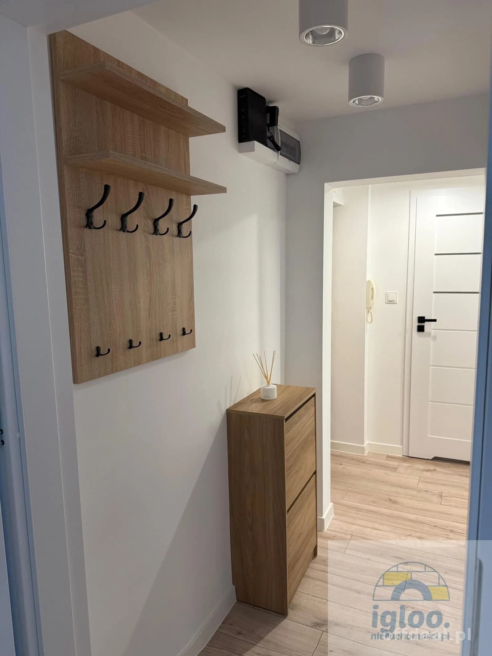 Mieszkanie 2-pokoje -Po remoncie- Umeblowane- Balkon