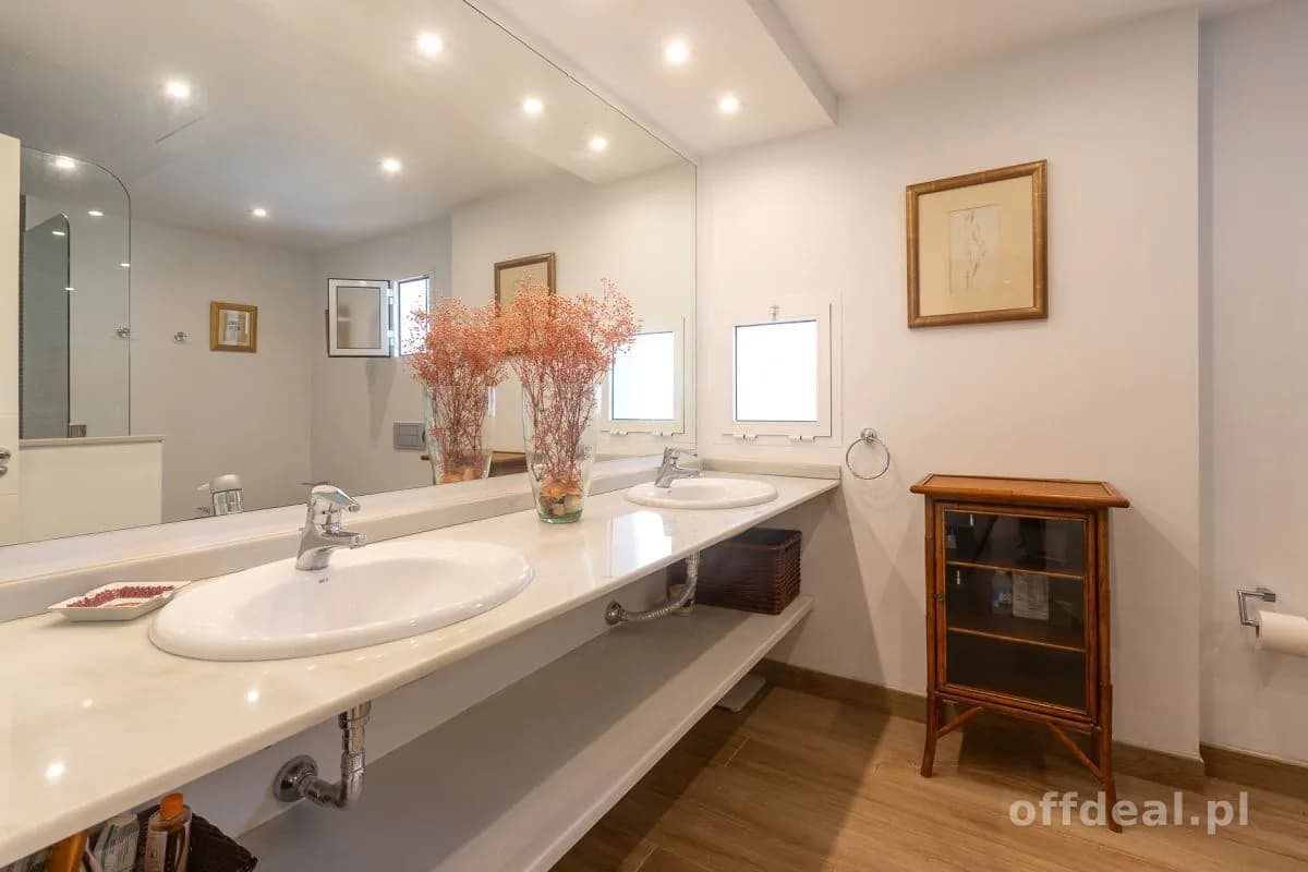 Zdjęcie 18: Mieszkanie, 2 pokoje, 150 m², Marbella