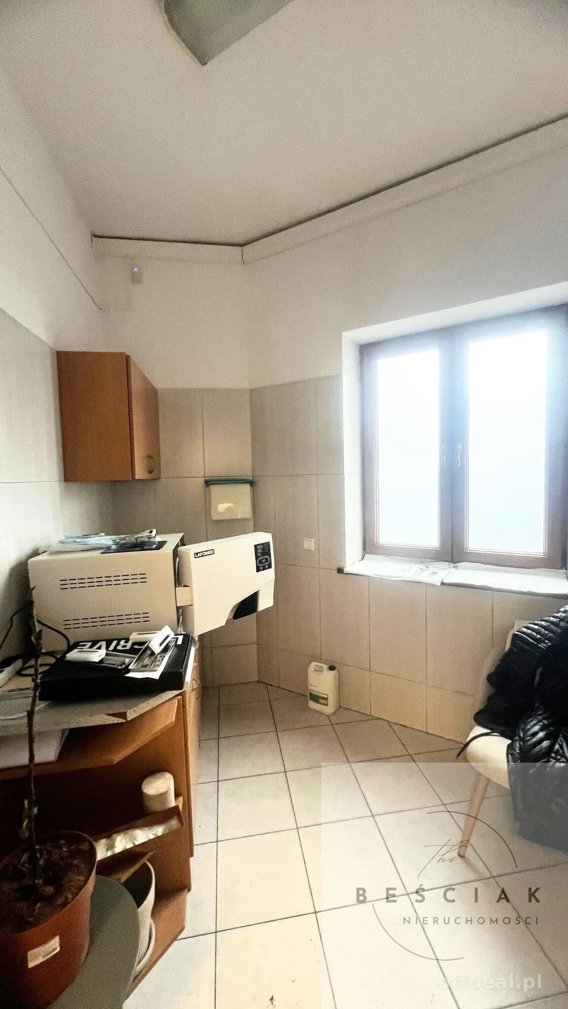 комерційна нерухомість в оренду у Tarnów | 52 m²
