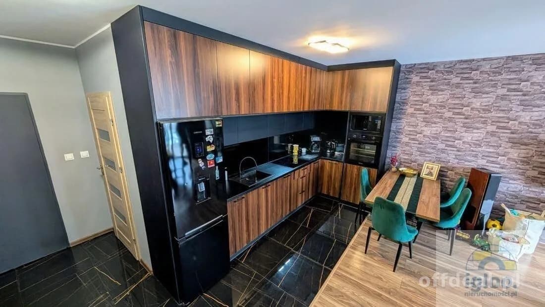 Apartament 2-pokoje, garderoba + garaż w centrum
