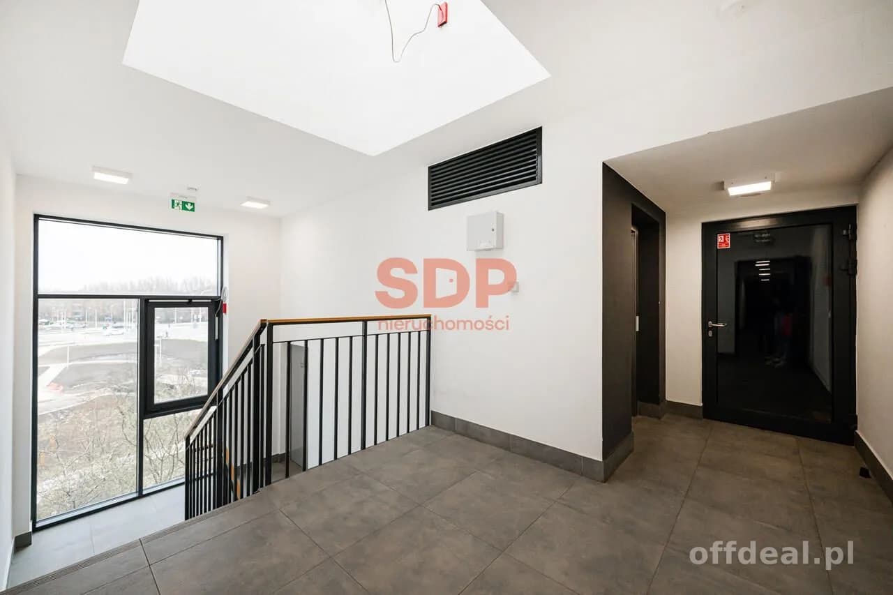Taras 80 m² na dachu | Pełne światła | 4 pok z balkonem
