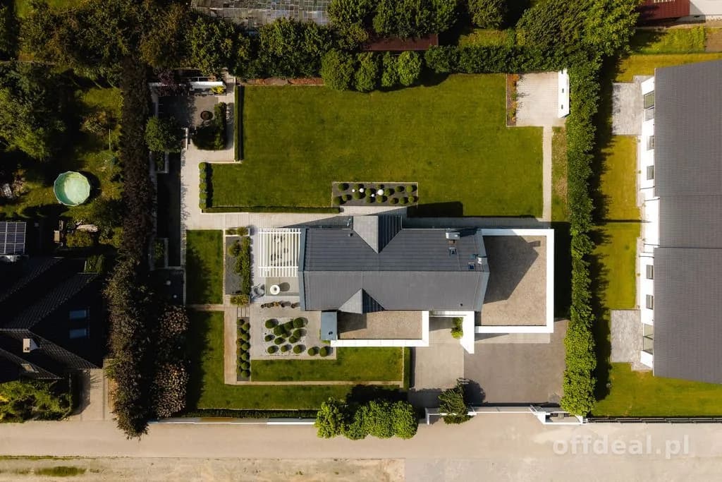 Zdjęcie 2: Dom, 4 pokoje, 296 m², Cieśle