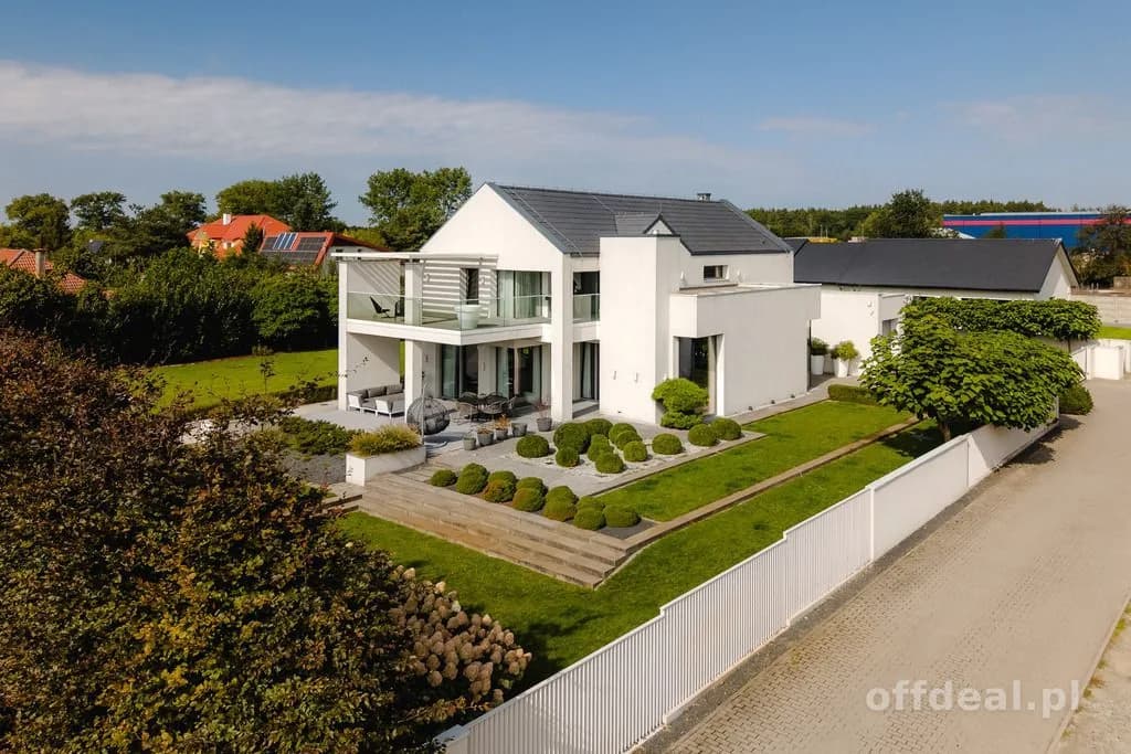 Zdjęcie 16: Dom, 4 pokoje, 296 m², Cieśle