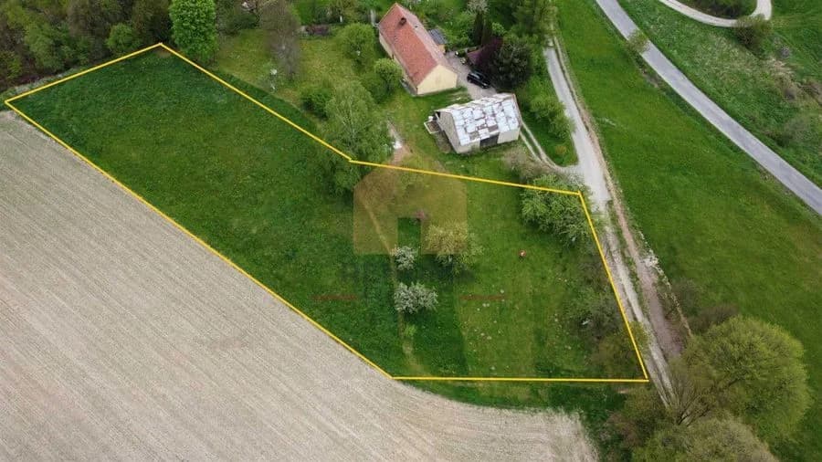 terrain à vendre à Kłodzko | 2 700 m²