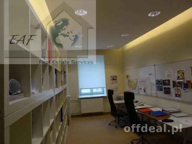 bien commercial à louer à Warszawa, Śródmieście, Śródmieście Północne | 132 m²