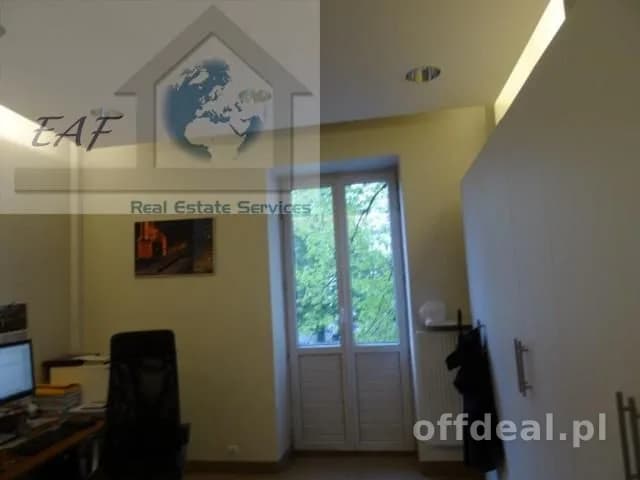 bien commercial à louer à Warszawa, Śródmieście, Śródmieście Północne | 132 m²