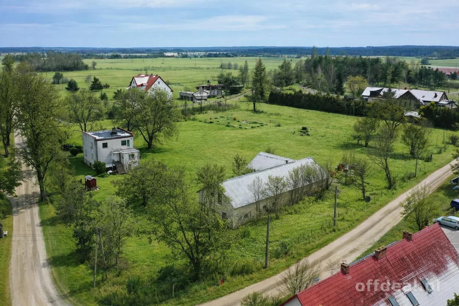 Dom, zabudowania nad jeziorem Tałty