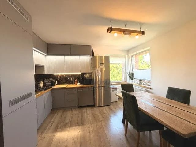 Mieszkanie z ogrodem i garażem/ Piaskowa Góra/54m2
