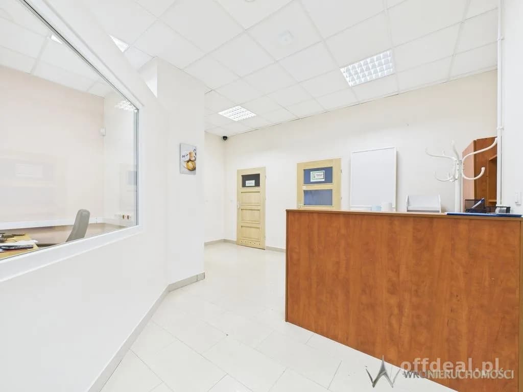 Gewerbeimmobilie zum Verkauf in Oborniki Śląskie | 1.669 m²