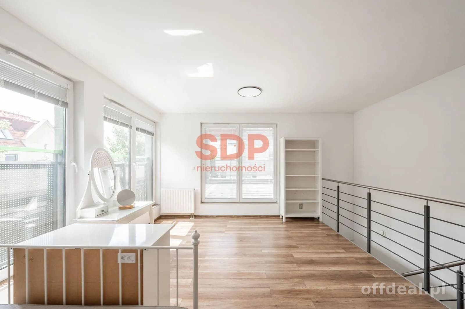 Dwupoziomowe mieszkanie z tarasem na dachu | cisza | zieleń