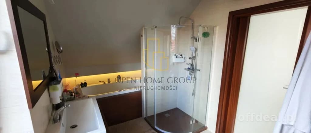 Tyniec Mały, dom 194 m2, 5 pokoi, działka 503 m2