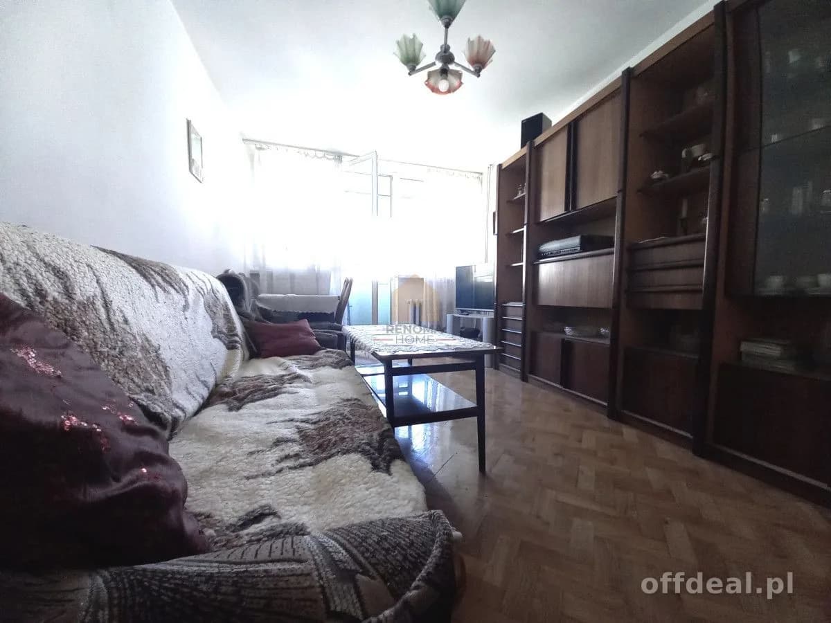Jasne 2 pokoje z osobną kuchnią i widokiem na góry