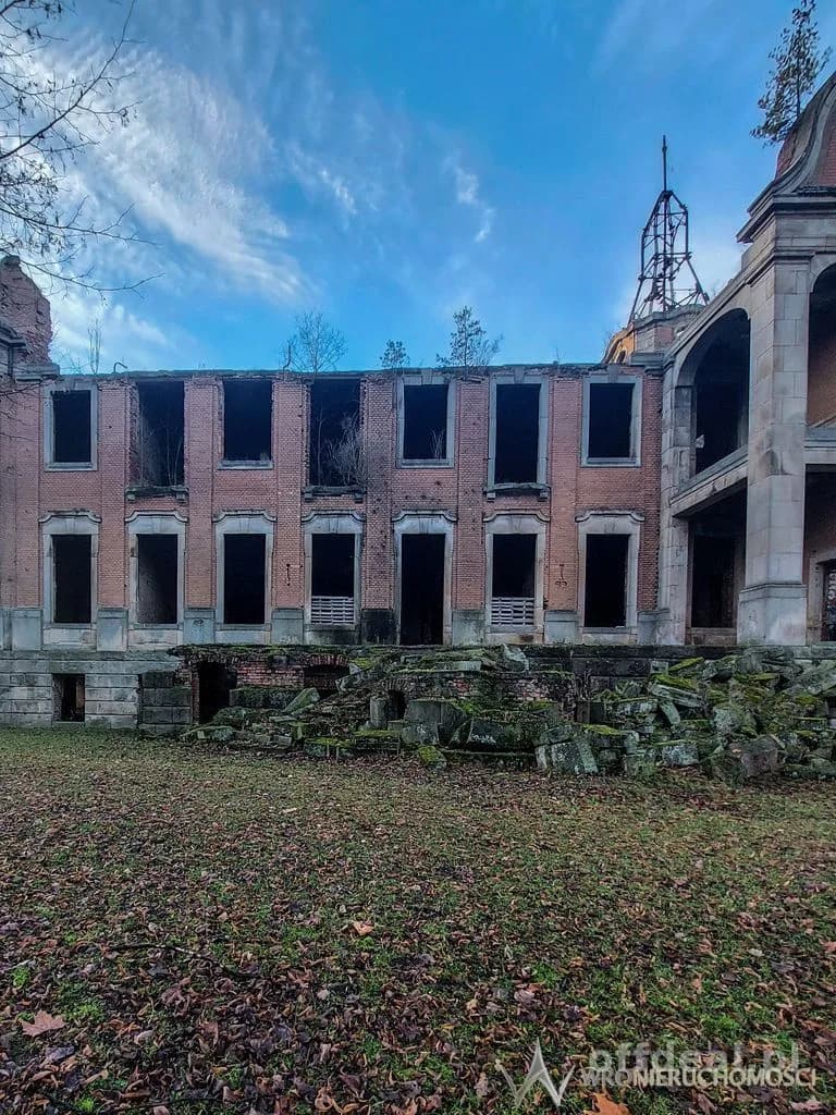 7-Zimmer Gewerbeimmobilie zum Verkauf in Wrocław | 1.156 m²