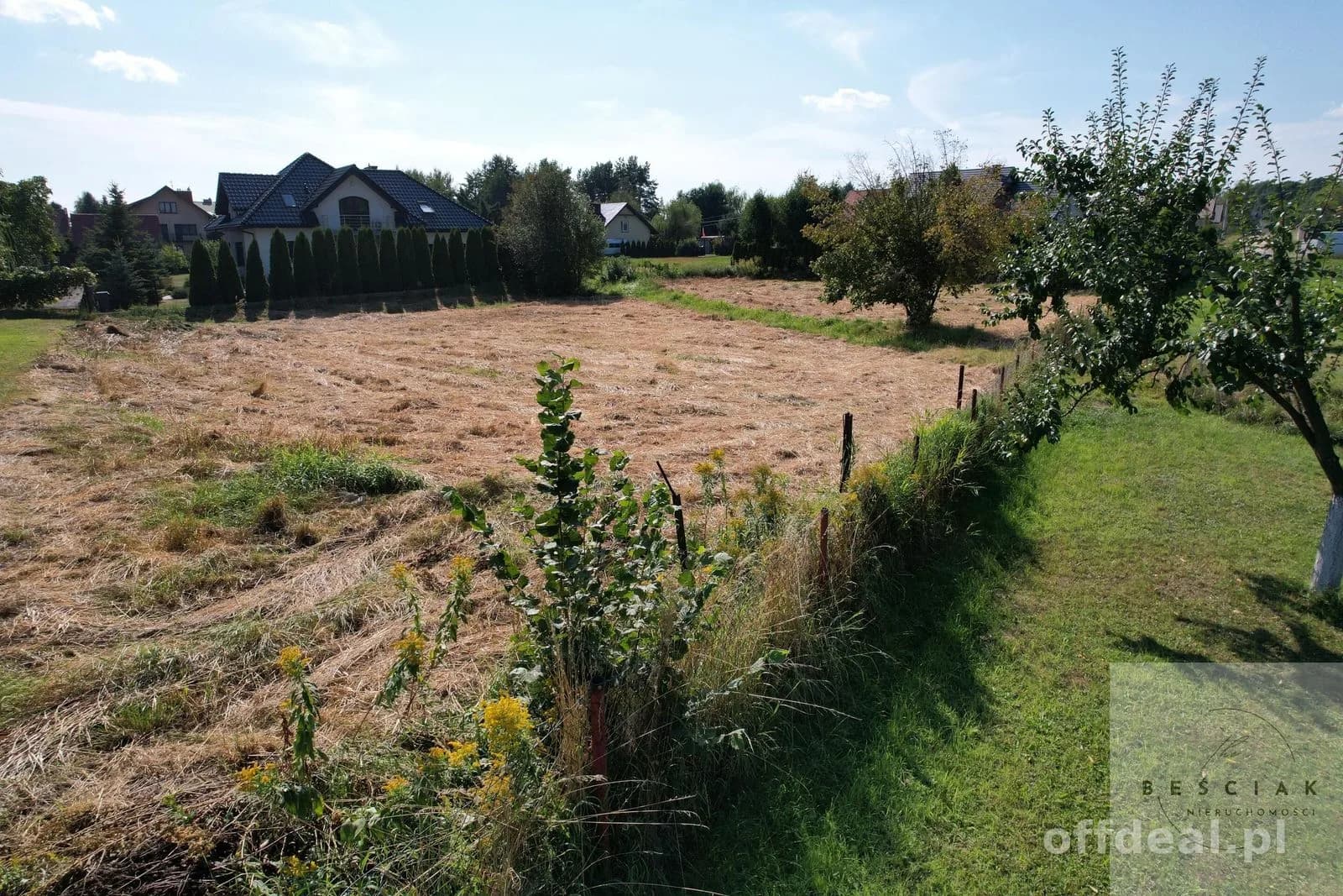terrain à vendre à Tarnów | 1 831 m²