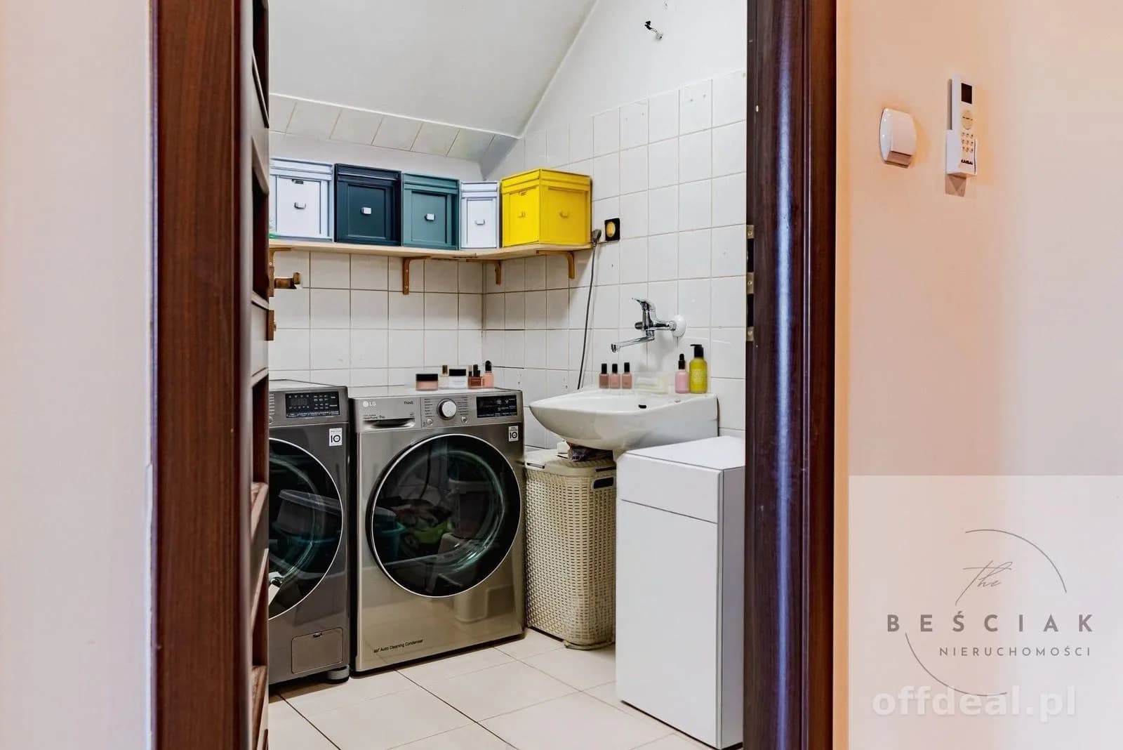 maison à vendre à Tarnów | 12 pièces | 600 m²