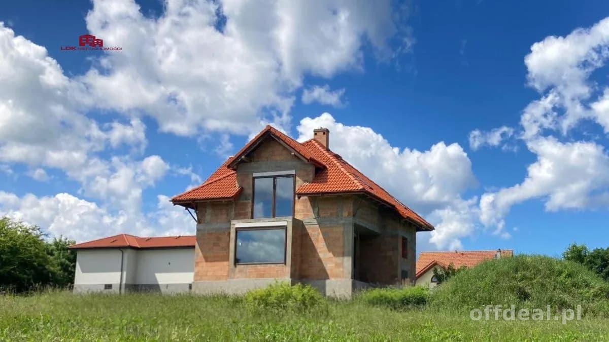 будинок на продаж у Ustka | 4-кімн. | 231,6 m²