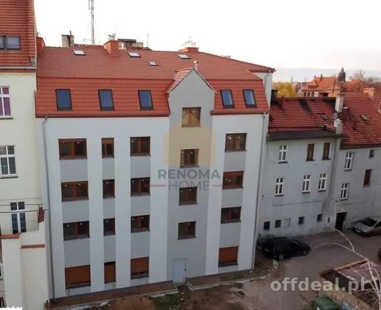 19-room house for sale in Legnica | 1,290 m²