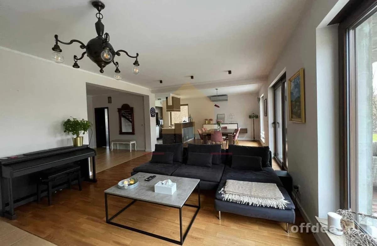 maison à vendre à Kłodzko | 4 pièces | 321 m²